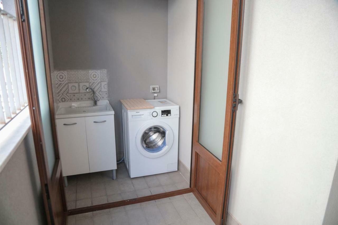 شقة Casa Rinuccia تْشيفالو المظهر الخارجي الصورة